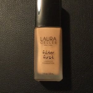 NEW Laura Geller Filter First Foundation Caramel